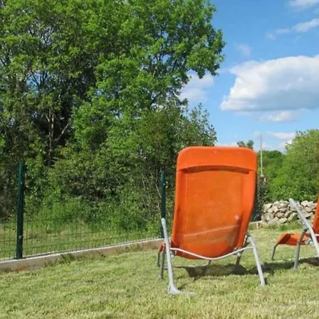 Stone House With Garden Holiday home Strilcici