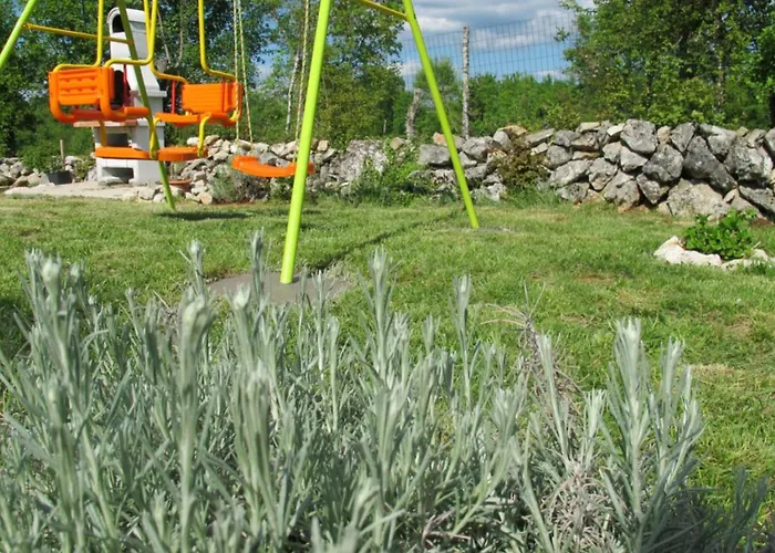 Stone House With Garden Σπίτι διακοπών