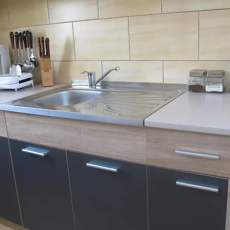 Stone House With Garden 別荘 *